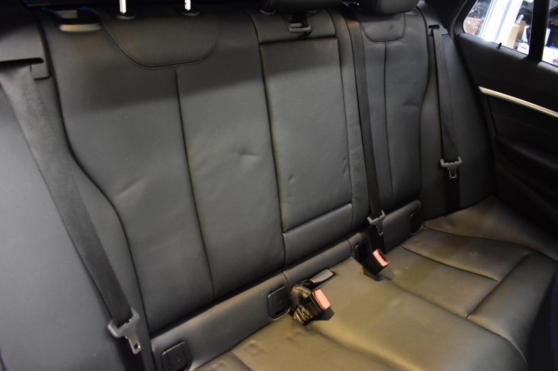 BMW 3シリーズ 320dﾂｰﾘﾝｸﾞ Mｽﾎﾟｰﾂ  LCI後期 8Cｴﾝｼﾞﾝ ﾊﾟﾉﾗﾏｻﾝﾙｰﾌ ﾋｰﾀｰ付黒革 LEDﾍｯﾄﾞﾗｲﾄ&ﾃｰﾙ 追従ACC 車線変更&逸脱&歩行者警告 衝突軽減ﾌﾞﾚｰｷ 18AW ﾀｯﾁﾊﾟｯﾄﾞ式iﾄﾞﾗｲﾌﾞHDDﾅﾋﾞ Bｶﾒﾗ前後PDC 電動Rｹﾞｰﾄ 2年保証