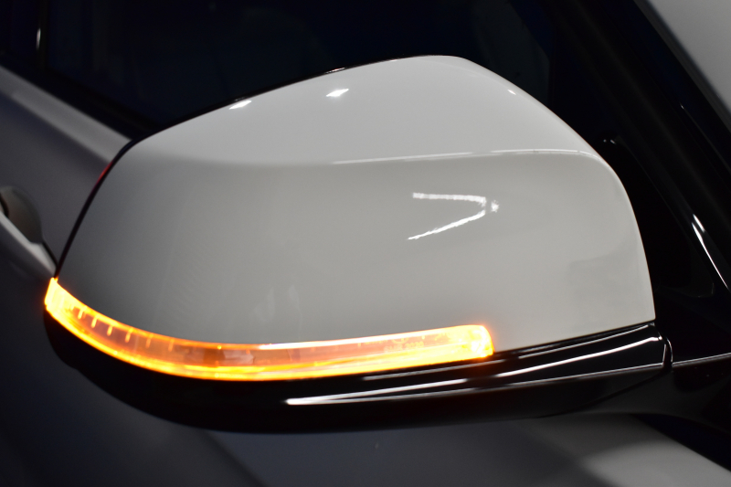 BMW 3シリーズ 320dﾂｰﾘﾝｸﾞ Mｽﾎﾟｰﾂ  LCI後期 8Cｴﾝｼﾞﾝ ﾊﾟﾉﾗﾏｻﾝﾙｰﾌ ﾋｰﾀｰ付黒革 LEDﾍｯﾄﾞﾗｲﾄ&ﾃｰﾙ 追従ACC 車線変更&逸脱&歩行者警告 衝突軽減ﾌﾞﾚｰｷ 18AW ﾀｯﾁﾊﾟｯﾄﾞ式iﾄﾞﾗｲﾌﾞHDDﾅﾋﾞ Bｶﾒﾗ前後PDC 電動Rｹﾞｰﾄ 2年保証