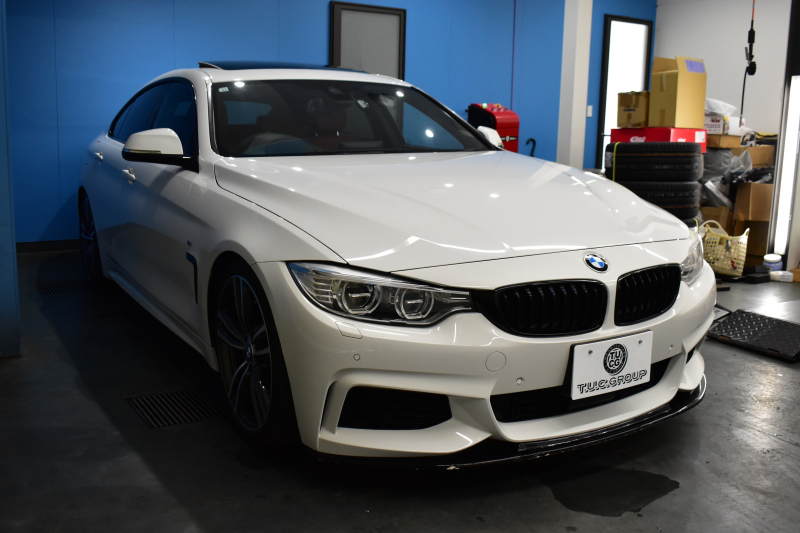 BMW 4シリーズ 435i ｸﾞﾗﾝｸｰﾍﾟ Mｽﾎﾟｰﾂ ﾌｧｽﾄﾄﾗｯｸ&ｱﾄﾞﾊﾞﾝｽﾄﾞｱｸﾃｨﾌﾞｾｰﾌﾃｨｰP ｻﾝﾙｰﾌ ACC LEDﾍｯﾄﾞﾗｲﾄ HUD ﾋｰﾀｰ付赤革  ｶｰﾎﾞﾝｲﾝﾃﾘｱﾄﾘﾑ ﾀｯﾁﾊﾟｯﾄﾞ式iﾄﾞﾗｲﾌﾞﾅﾋﾞ 車線逸脱&歩行者警告 衝突軽減B 電動Rｹﾞｰﾄ  Bｶﾒﾗ 19AW 2年保証