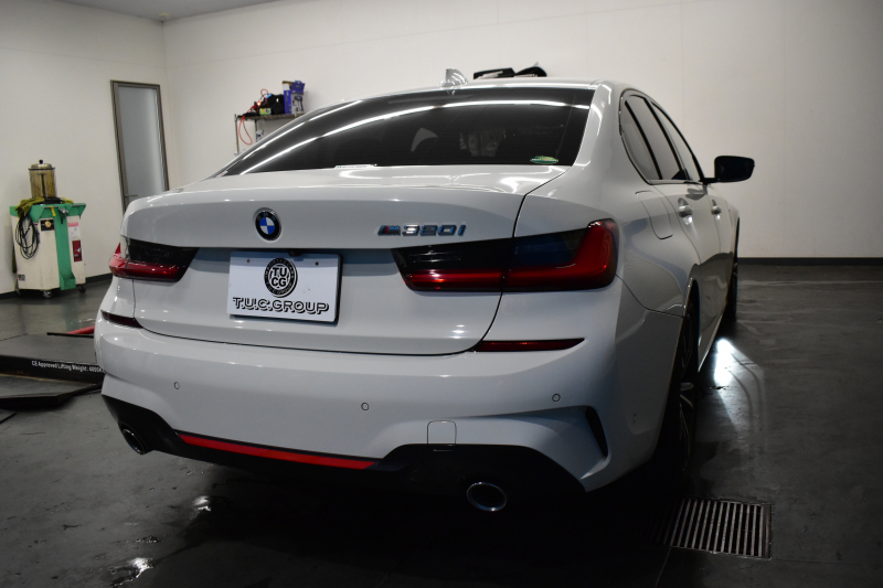 BMW 3シリーズ 320i Mｽﾎﾟｰﾂ ﾃﾞﾋﾞｭｰ&ｺﾝﾌｫｰﾄP ﾋｰﾀｰ付ﾌﾞﾗｯｸﾚｻﾞｰ ｵﾌﾟｼｮﾝ19AW 全周囲ｶﾒﾗ ﾀｯﾁﾊﾟﾈﾙﾅﾋﾞ ﾌﾙｾｸﾞTV ｱｯﾌﾟﾙｶｰﾌﾟﾚｲ 追従ACC LEDﾍｯﾄﾞﾗｲﾄ 電動ﾄﾗﾝｸ 側面衝突&車線変更&逸脱&歩行者警告 液晶ﾒｰﾀｰ 後退ｱｼｽﾄ Pｱｼｽﾄ 2年保証