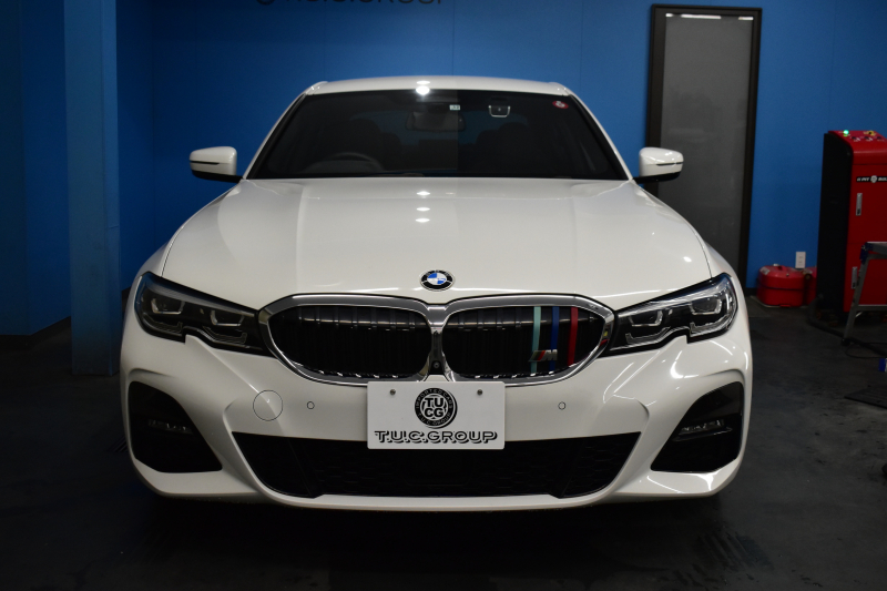 BMW 3シリーズ 320i Mｽﾎﾟｰﾂ ﾃﾞﾋﾞｭｰ&ｺﾝﾌｫｰﾄP ﾋｰﾀｰ付ﾌﾞﾗｯｸﾚｻﾞｰ ｵﾌﾟｼｮﾝ19AW 全周囲ｶﾒﾗ ﾀｯﾁﾊﾟﾈﾙﾅﾋﾞ ﾌﾙｾｸﾞTV ｱｯﾌﾟﾙｶｰﾌﾟﾚｲ 追従ACC LEDﾍｯﾄﾞﾗｲﾄ 電動ﾄﾗﾝｸ 側面衝突&車線変更&逸脱&歩行者警告 液晶ﾒｰﾀｰ 後退ｱｼｽﾄ Pｱｼｽﾄ 2年保証