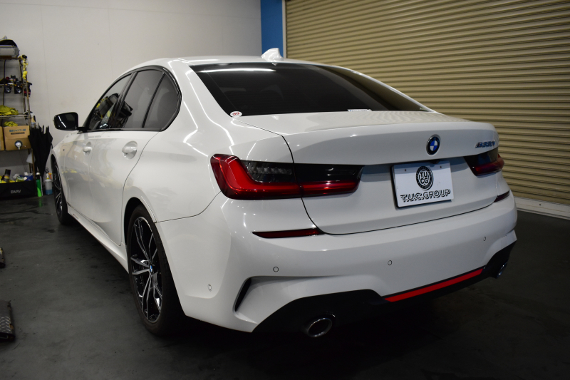 BMW 3シリーズ 320i Mｽﾎﾟｰﾂ ﾃﾞﾋﾞｭｰ&ｺﾝﾌｫｰﾄP ﾋｰﾀｰ付ﾌﾞﾗｯｸﾚｻﾞｰ ｵﾌﾟｼｮﾝ19AW 全周囲ｶﾒﾗ ﾀｯﾁﾊﾟﾈﾙﾅﾋﾞ ﾌﾙｾｸﾞTV ｱｯﾌﾟﾙｶｰﾌﾟﾚｲ 追従ACC LEDﾍｯﾄﾞﾗｲﾄ 電動ﾄﾗﾝｸ 側面衝突&車線変更&逸脱&歩行者警告 液晶ﾒｰﾀｰ 後退ｱｼｽﾄ Pｱｼｽﾄ 2年保証