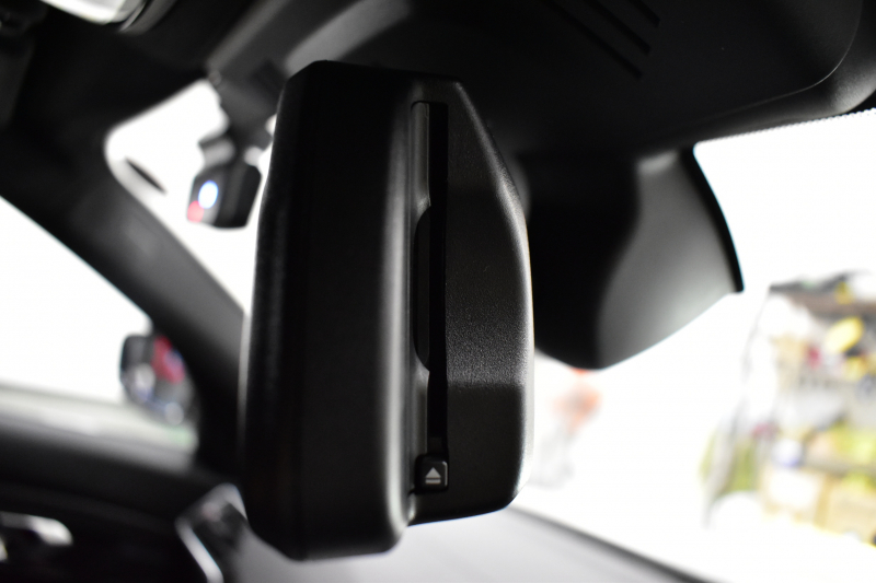 BMW 3シリーズ 320i Mｽﾎﾟｰﾂ ﾃﾞﾋﾞｭｰ&ｺﾝﾌｫｰﾄP ﾋｰﾀｰ付ﾌﾞﾗｯｸﾚｻﾞｰ ｵﾌﾟｼｮﾝ19AW 全周囲ｶﾒﾗ ﾀｯﾁﾊﾟﾈﾙﾅﾋﾞ ﾌﾙｾｸﾞTV ｱｯﾌﾟﾙｶｰﾌﾟﾚｲ 追従ACC LEDﾍｯﾄﾞﾗｲﾄ 電動ﾄﾗﾝｸ 側面衝突&車線変更&逸脱&歩行者警告 液晶ﾒｰﾀｰ 後退ｱｼｽﾄ Pｱｼｽﾄ 2年保証