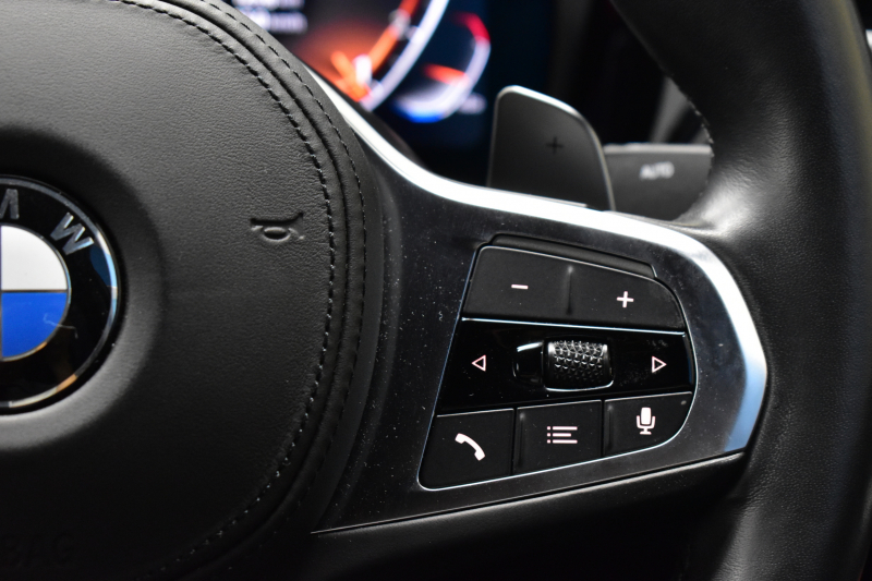 BMW 3シリーズ 320i Mｽﾎﾟｰﾂ ﾃﾞﾋﾞｭｰ&ｺﾝﾌｫｰﾄP ﾋｰﾀｰ付ﾌﾞﾗｯｸﾚｻﾞｰ ｵﾌﾟｼｮﾝ19AW 全周囲ｶﾒﾗ ﾀｯﾁﾊﾟﾈﾙﾅﾋﾞ ﾌﾙｾｸﾞTV ｱｯﾌﾟﾙｶｰﾌﾟﾚｲ 追従ACC LEDﾍｯﾄﾞﾗｲﾄ 電動ﾄﾗﾝｸ 側面衝突&車線変更&逸脱&歩行者警告 液晶ﾒｰﾀｰ 後退ｱｼｽﾄ Pｱｼｽﾄ 2年保証