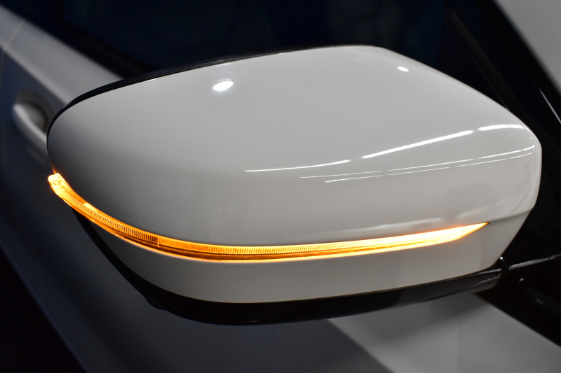 BMW 3シリーズ 320i Mｽﾎﾟｰﾂ ﾃﾞﾋﾞｭｰ&ｺﾝﾌｫｰﾄP ﾋｰﾀｰ付ﾌﾞﾗｯｸﾚｻﾞｰ ｵﾌﾟｼｮﾝ19AW 全周囲ｶﾒﾗ ﾀｯﾁﾊﾟﾈﾙﾅﾋﾞ ﾌﾙｾｸﾞTV ｱｯﾌﾟﾙｶｰﾌﾟﾚｲ 追従ACC LEDﾍｯﾄﾞﾗｲﾄ 電動ﾄﾗﾝｸ 側面衝突&車線変更&逸脱&歩行者警告 液晶ﾒｰﾀｰ 後退ｱｼｽﾄ Pｱｼｽﾄ 2年保証