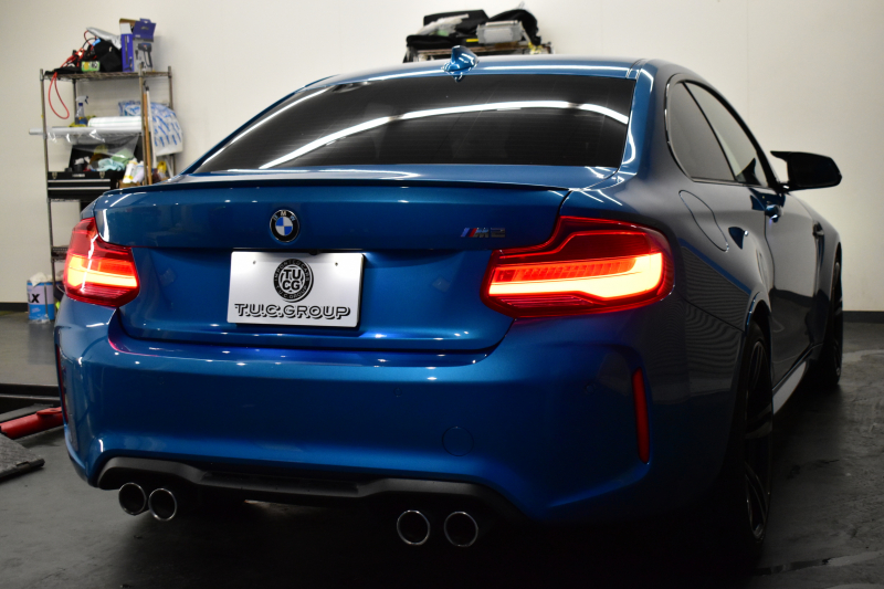 BMW Mシリーズ M2 6速MT LCI後期 ﾋｰﾀｰ付黒革 ｱﾀﾞﾌﾟﾃｨﾌﾞﾍｷｻｺﾞﾅﾙLEDﾍｯﾄﾞﾗｲﾄ&ﾃｰﾙ  ﾀｯﾁﾊﾟﾈﾙHDDﾅﾋﾞ Bｶﾒﾗ Scan-Speak社製ｽﾋﾟｰｶｰ/Studie Sound System 19AW 車線逸脱&歩行者警告 衝突軽減 ｶｰﾎﾞﾝｲﾝﾃﾘｱ  ﾌﾞﾗｯｸｸﾞﾘﾙ iｽﾄｯﾌﾟ ｽﾏｰﾄｷｰ 2年保証