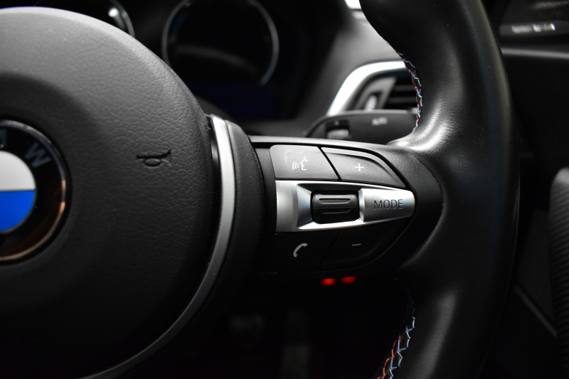 BMW Mシリーズ M2 6速MT LCI後期 ﾋｰﾀｰ付黒革 ｱﾀﾞﾌﾟﾃｨﾌﾞﾍｷｻｺﾞﾅﾙLEDﾍｯﾄﾞﾗｲﾄ&ﾃｰﾙ  ﾀｯﾁﾊﾟﾈﾙHDDﾅﾋﾞ Bｶﾒﾗ Scan-Speak社製ｽﾋﾟｰｶｰ/Studie Sound System 19AW 車線逸脱&歩行者警告 衝突軽減 ｶｰﾎﾞﾝｲﾝﾃﾘｱ  ﾌﾞﾗｯｸｸﾞﾘﾙ iｽﾄｯﾌﾟ ｽﾏｰﾄｷｰ 2年保証