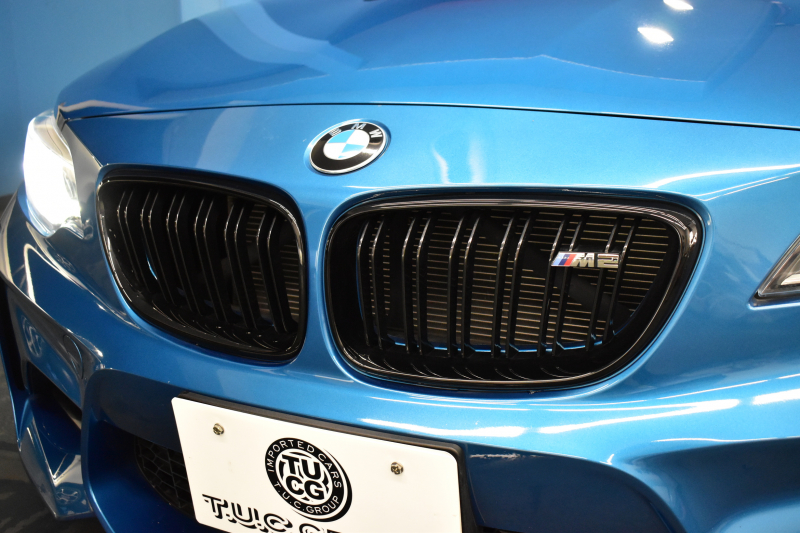 BMW Mシリーズ M2 6速MT LCI後期 ﾋｰﾀｰ付黒革 ｱﾀﾞﾌﾟﾃｨﾌﾞﾍｷｻｺﾞﾅﾙLEDﾍｯﾄﾞﾗｲﾄ&ﾃｰﾙ  ﾀｯﾁﾊﾟﾈﾙHDDﾅﾋﾞ Bｶﾒﾗ Scan-Speak社製ｽﾋﾟｰｶｰ/Studie Sound System 19AW 車線逸脱&歩行者警告 衝突軽減 ｶｰﾎﾞﾝｲﾝﾃﾘｱ  ﾌﾞﾗｯｸｸﾞﾘﾙ iｽﾄｯﾌﾟ ｽﾏｰﾄｷｰ 2年保証