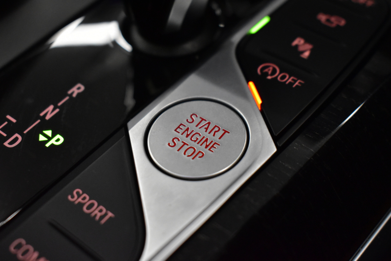 BMW 4シリーズ M440i xDriveｸﾞﾗﾝｸｰﾍﾟ 新車保証R7年6月迄 1ｵｰﾅｰ ﾋｰﾀｰ付茶革 Mｽﾎﾟｰﾂｼｰﾄ ｻﾝﾙｰﾌ ｲﾉﾍﾞｰｼｮﾝ&ﾊｲﾗｲﾝP ﾚｰｻﾞｰLEDﾍｯﾄﾞﾗｲﾄ HUD Mｽﾎﾟｰﾂﾃﾞﾌ&ﾌﾞﾚｰｷ 可変Mｻｽ ﾗｲﾌﾞｺｯｸﾋﾟｯﾄ全周囲ｶﾒﾗ Pｱｼｽﾄ LCW Apple Car Play ﾌﾙｾｸﾞ harman/kardon 19AW