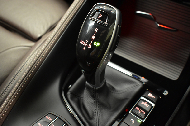 BMW X2 xDrive 20i MｽﾎﾟｰﾂX 4WD ﾊｲﾗｲﾝ&ｱﾄﾞﾊﾞﾝｽﾄﾞｱｸﾃｨﾌﾞｾｰﾌﾃｨ‐&ｺﾝﾌｫｰﾄP ﾍｷｻｺﾞﾅﾙLEDﾍｯﾄﾞﾗｲﾄ 追従ACC HUD ﾋｰﾀｰ付電動茶革 20AW 衝突軽減ﾌﾞﾚｰｷ ﾀｯﾁﾊﾟﾈﾙHDDﾅﾋﾞBｶﾒﾗ 前後PDC Pｱｼｽﾄ 電動Rｹﾞｰﾄ 2年保証