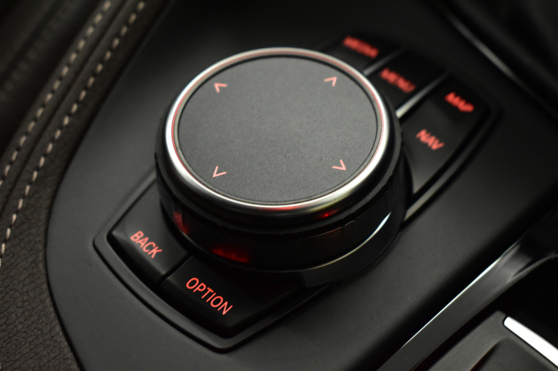 BMW X2 xDrive 20i MｽﾎﾟｰﾂX 4WD ﾊｲﾗｲﾝ&ｱﾄﾞﾊﾞﾝｽﾄﾞｱｸﾃｨﾌﾞｾｰﾌﾃｨ‐&ｺﾝﾌｫｰﾄP ﾍｷｻｺﾞﾅﾙLEDﾍｯﾄﾞﾗｲﾄ 追従ACC HUD ﾋｰﾀｰ付電動茶革 20AW 衝突軽減ﾌﾞﾚｰｷ ﾀｯﾁﾊﾟﾈﾙHDDﾅﾋﾞBｶﾒﾗ 前後PDC Pｱｼｽﾄ 電動Rｹﾞｰﾄ 2年保証