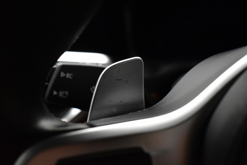 BMW 3シリーズ M340i Xﾄﾞﾗｲﾌﾞ 新車保証R6年10月迄 ｵﾌﾟｼｮﾝ/Mｽﾎﾟｰﾂｼｰﾄ ﾋｰﾀｰ付ｺﾆｬｯｸ革 ACｼｭﾆｯﾂｧｰ20AW ACC HUD ﾚｰｻﾞｰLEDﾗｲﾄ 可変Mｻｽ Mﾌﾞﾚｰｷ H&Rﾀﾞｳﾝｻｽ ｼﾞｪｽﾁｬｰC ﾊｰﾏﾝｶｰﾄﾞﾝｽﾋﾟｰｶｰ 側面衝突&車線変更&逸脱警告 後退ｱｼｽﾄ Pｱｼｽﾄ ﾀｯﾁﾊﾟﾈﾙﾅﾋﾞ