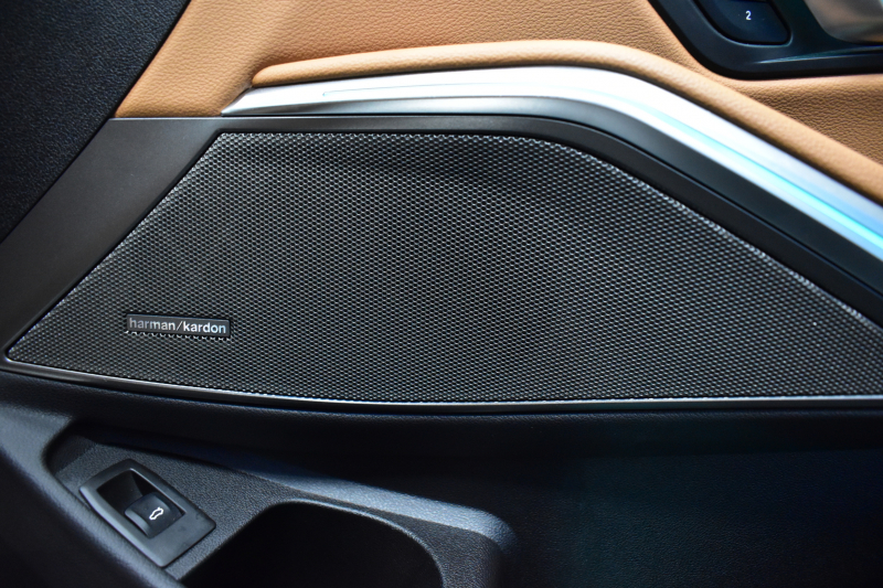 BMW 3シリーズ M340i Xﾄﾞﾗｲﾌﾞ 新車保証R6年10月迄 ｵﾌﾟｼｮﾝ/Mｽﾎﾟｰﾂｼｰﾄ ﾋｰﾀｰ付ｺﾆｬｯｸ革 ACｼｭﾆｯﾂｧｰ20AW ACC HUD ﾚｰｻﾞｰLEDﾗｲﾄ 可変Mｻｽ Mﾌﾞﾚｰｷ H&Rﾀﾞｳﾝｻｽ ｼﾞｪｽﾁｬｰC ﾊｰﾏﾝｶｰﾄﾞﾝｽﾋﾟｰｶｰ 側面衝突&車線変更&逸脱警告 後退ｱｼｽﾄ Pｱｼｽﾄ ﾀｯﾁﾊﾟﾈﾙﾅﾋﾞ