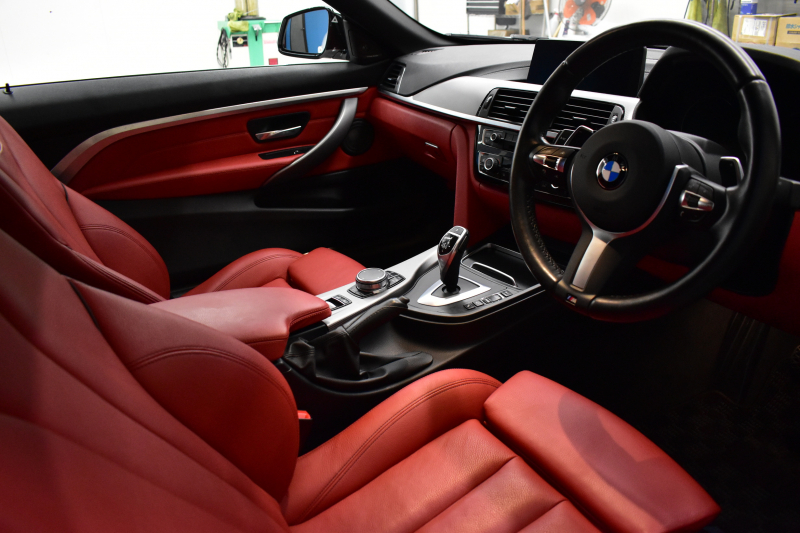 BMW 4シリーズ 440i ｶﾌﾞﾘｵﾚ Mｽﾎﾟｰﾂ LCI後期 ﾍｷｻｺﾞﾅﾙLEDﾍｯﾄﾞﾗｲﾄ&ﾃｰﾙ 追従ACC HUD 直6ﾀｰﾎﾞ ﾋｰﾀｰ付赤革 液晶ﾒｰﾀｰ harman/kardon ｴｱｶﾗｰ 車線変更&逸脱&歩行者&衝突警告 衝突軽減B 19AW ﾀｯﾁﾊﾟﾈﾙHDDﾅﾋﾞ ﾌﾙｾｸﾞTOPﾋﾞｭｰ 2年保証