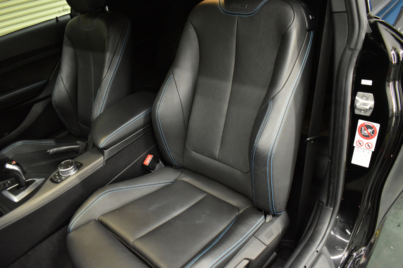 BMW Mシリーズ M2 MDCT 7速DCT  ﾋｰﾀｰ付黒革 LEDﾘﾝｸﾞｷｾﾉﾝﾍｯﾄﾞﾗｲﾄ ﾀｯﾁﾊﾟｯﾄﾞHDDﾅﾋﾞ 19AW  車線逸脱&歩行者警告 衝突軽減ﾌﾞﾚｰｷ ｶｰﾎﾞﾝｲﾝﾃﾘｱ Bｶﾒﾗ iｽﾄｯﾌﾟ ｽﾏｰﾄｷｰ 2年保証