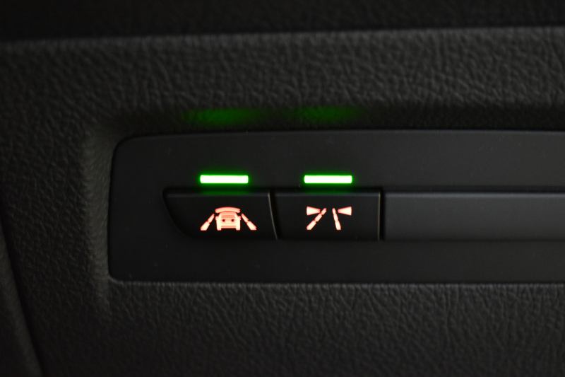 BMW Mシリーズ M2 MDCT 7速DCT  ﾋｰﾀｰ付黒革 LEDﾘﾝｸﾞｷｾﾉﾝﾍｯﾄﾞﾗｲﾄ ﾀｯﾁﾊﾟｯﾄﾞHDDﾅﾋﾞ 19AW  車線逸脱&歩行者警告 衝突軽減ﾌﾞﾚｰｷ ｶｰﾎﾞﾝｲﾝﾃﾘｱ Bｶﾒﾗ iｽﾄｯﾌﾟ ｽﾏｰﾄｷｰ 2年保証