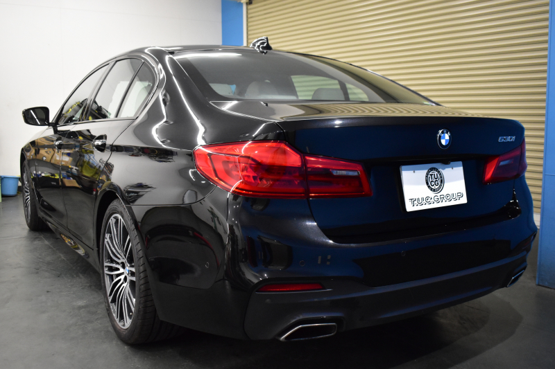 BMW 5シリーズ 530i Mｽﾎﾟｰﾂ 高出力ﾓﾃﾞﾙ ﾃﾞﾋﾞｭｰP ﾊｲﾗｲﾝP 全席ﾋｰﾀｰ付ｱｲﾎﾞﾘｰ革 ｿﾌﾄｸﾛｰｽﾞﾄﾞｱ HUD LEDﾍｯﾄﾞﾗｲﾄ 追従ACC 車線変更警告 Pｱｼｽﾄ 液晶ﾒｰﾀｰ ﾀｯﾁﾊﾟﾈﾙ対応iﾄﾞﾗｲﾌﾞHDDﾅﾋﾞﾌﾙｾｸﾞ ｼﾞｪｽﾁｬｰ 3Dﾋﾞｭｰ Bｶﾒﾗ 電動ﾄﾗﾝｸ 2年保証