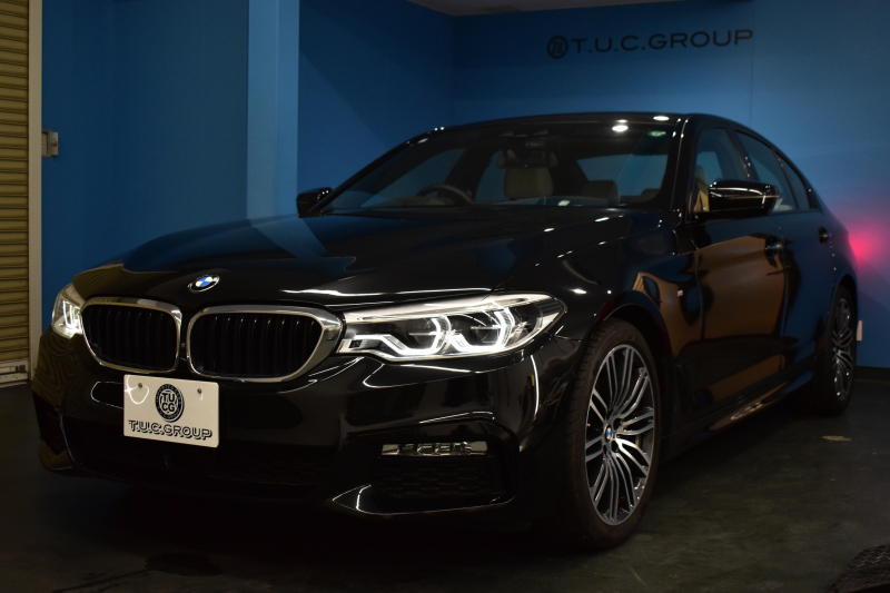 BMW 5シリーズ 530i Mｽﾎﾟｰﾂ 高出力ﾓﾃﾞﾙ ﾃﾞﾋﾞｭｰP ﾊｲﾗｲﾝP 全席ﾋｰﾀｰ付ｱｲﾎﾞﾘｰ革 ｿﾌﾄｸﾛｰｽﾞﾄﾞｱ HUD LEDﾍｯﾄﾞﾗｲﾄ 追従ACC 車線変更警告 Pｱｼｽﾄ 液晶ﾒｰﾀｰ ﾀｯﾁﾊﾟﾈﾙ対応iﾄﾞﾗｲﾌﾞHDDﾅﾋﾞﾌﾙｾｸﾞ ｼﾞｪｽﾁｬｰ 3Dﾋﾞｭｰ Bｶﾒﾗ 電動ﾄﾗﾝｸ 2年保証