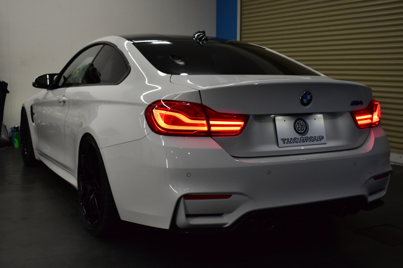 BMW Mシリーズ M4ｸｰﾍﾟ ｺﾝﾍﾟﾃｨｼｮﾝ 450馬力 LCI後期 ｱﾀﾞﾌﾟﾃｨﾌﾞMｻｽ ﾍｷｻｺﾞﾅﾙLED&ﾃｰﾙ 7速DCT Mﾊﾟﾌｫｰﾏﾝｽｴｱﾛ 3Dﾃﾞｻﾞｲﾝｶｰﾎﾞﾝﾘｱﾃﾞｨﾌｭｰｻﾞｰ 専用鍛造20AW 専用軽量ﾋｰﾀｰ付赤革 車線変更＆逸脱＆歩行者警告 ﾀｯﾁﾊﾟﾈﾙﾅﾋﾞBｶﾒﾗ ﾊｰﾏﾝｶｰﾄﾞﾝ  2年保証