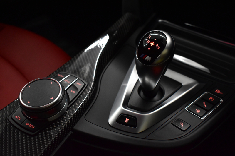 BMW Mシリーズ M4ｸｰﾍﾟ ｺﾝﾍﾟﾃｨｼｮﾝ 450馬力 LCI後期 ｱﾀﾞﾌﾟﾃｨﾌﾞMｻｽ ﾍｷｻｺﾞﾅﾙLED&ﾃｰﾙ 7速DCT Mﾊﾟﾌｫｰﾏﾝｽｴｱﾛ 3Dﾃﾞｻﾞｲﾝｶｰﾎﾞﾝﾘｱﾃﾞｨﾌｭｰｻﾞｰ 専用鍛造20AW 専用軽量ﾋｰﾀｰ付赤革 車線変更＆逸脱＆歩行者警告 ﾀｯﾁﾊﾟﾈﾙﾅﾋﾞBｶﾒﾗ ﾊｰﾏﾝｶｰﾄﾞﾝ  2年保証