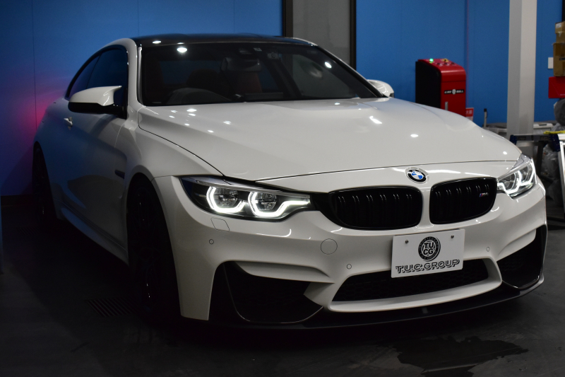 BMW Mシリーズ M4ｸｰﾍﾟ ｺﾝﾍﾟﾃｨｼｮﾝ 450馬力 LCI後期 ｱﾀﾞﾌﾟﾃｨﾌﾞMｻｽ ﾍｷｻｺﾞﾅﾙLED&ﾃｰﾙ 7速DCT Mﾊﾟﾌｫｰﾏﾝｽｴｱﾛ 3Dﾃﾞｻﾞｲﾝｶｰﾎﾞﾝﾘｱﾃﾞｨﾌｭｰｻﾞｰ 専用鍛造20AW 専用軽量ﾋｰﾀｰ付赤革 車線変更＆逸脱＆歩行者警告 ﾀｯﾁﾊﾟﾈﾙﾅﾋﾞBｶﾒﾗ ﾊｰﾏﾝｶｰﾄﾞﾝ  2年保証