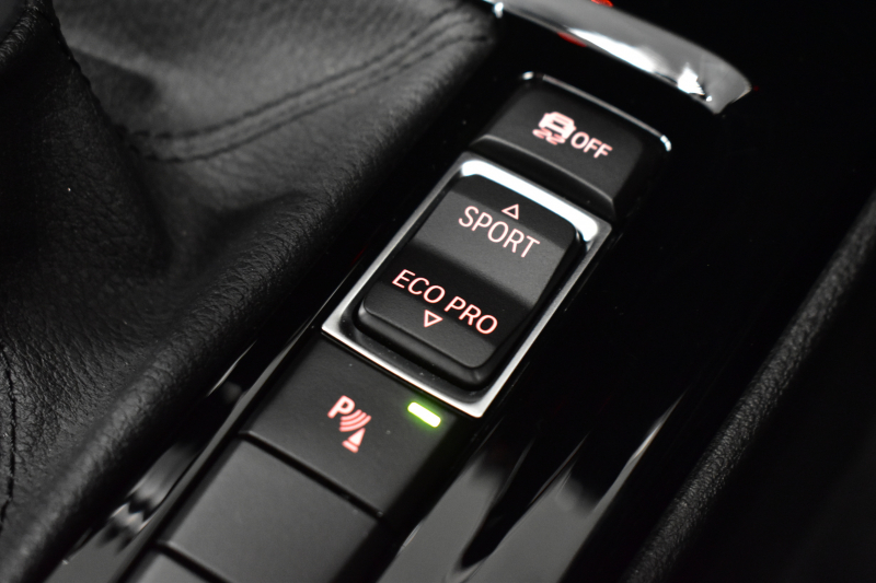 BMW X2 xDrive 20i MｽﾎﾟｰﾂX 4WD ﾊｲﾗｲﾝ&ｱﾄﾞﾊﾞﾝｽﾄﾞｱｸﾃｨﾌﾞｾｰﾌﾃｨ‐&ｺﾝﾌｫｰﾄP 追従ACC HUD ﾋｰﾀｰ付電動黒革 ｵﾌﾟｼｮﾝ20AW LEDﾍｯﾄﾞﾗｲﾄ 衝突軽減ﾌﾞﾚｰｷ 車線逸脱&歩行者警告 ﾀｯﾁﾊﾟﾈﾙHDDﾅﾋﾞBｶﾒﾗ 前後PDC駐車ｱｼｽﾄ 電動Rｹﾞｰﾄ 2年保証