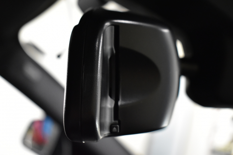 BMW X2 xDrive 20i MｽﾎﾟｰﾂX 4WD ﾊｲﾗｲﾝ&ｱﾄﾞﾊﾞﾝｽﾄﾞｱｸﾃｨﾌﾞｾｰﾌﾃｨ‐&ｺﾝﾌｫｰﾄP 追従ACC HUD ﾋｰﾀｰ付電動黒革 ｵﾌﾟｼｮﾝ20AW LEDﾍｯﾄﾞﾗｲﾄ 衝突軽減ﾌﾞﾚｰｷ 車線逸脱&歩行者警告 ﾀｯﾁﾊﾟﾈﾙHDDﾅﾋﾞBｶﾒﾗ 前後PDC駐車ｱｼｽﾄ 電動Rｹﾞｰﾄ 2年保証