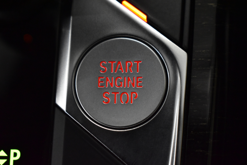 BMW 3シリーズ 330i Mｽﾎﾟｰﾂ 期間限定掲載 高出力 ｲﾉﾍﾞｰｼｮﾝ&ﾌｧｽﾄﾄﾗｯｸ＆ﾊｲﾗｲﾝ&ｺﾝﾌｫｰﾄP ﾚｰｻﾞｰLEDﾗｲﾄ ﾋｰﾀｰ付黒革 ACC HUD 19AW Mｽﾎﾟｰﾂﾌﾞﾚｰｷ 可変Mｻｽ 全周囲ｶﾒﾗ3Dﾋﾞｭｰ駐車ｱｼｽﾄ ｼﾞｪｽﾁｬｰｺﾝﾄﾛｰﾙ付ﾀｯﾁﾊﾟﾈﾙﾅﾋﾞ 電動ﾄﾗﾝｸ ﾜｲﾔﾚｽ充電 2年保証