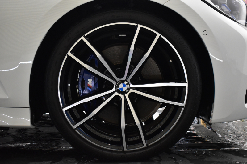 BMW 3シリーズ 330i Mｽﾎﾟｰﾂ 期間限定掲載 高出力 ｲﾉﾍﾞｰｼｮﾝ&ﾌｧｽﾄﾄﾗｯｸ＆ﾊｲﾗｲﾝ&ｺﾝﾌｫｰﾄP ﾚｰｻﾞｰLEDﾗｲﾄ ﾋｰﾀｰ付黒革 ACC HUD 19AW Mｽﾎﾟｰﾂﾌﾞﾚｰｷ 可変Mｻｽ 全周囲ｶﾒﾗ3Dﾋﾞｭｰ駐車ｱｼｽﾄ ｼﾞｪｽﾁｬｰｺﾝﾄﾛｰﾙ付ﾀｯﾁﾊﾟﾈﾙﾅﾋﾞ 電動ﾄﾗﾝｸ ﾜｲﾔﾚｽ充電 2年保証