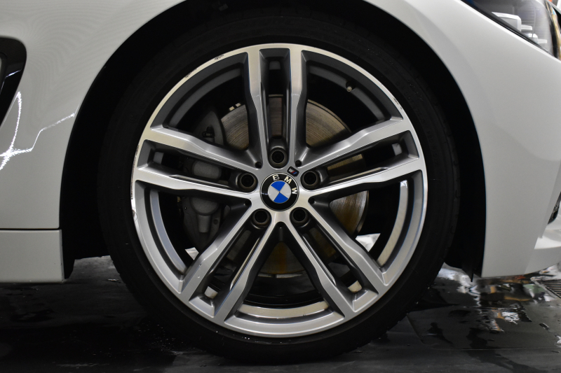 BMW 4シリーズ 440i ｶﾌﾞﾘｵﾚ Mｽﾎﾟｰﾂ LCI後期 ﾍｷｻｺﾞﾅﾙLEDﾍｯﾄﾞﾗｲﾄ&ﾃｰﾙ 追従ACC HUD 直6ﾀｰﾎﾞ ﾋｰﾀｰ付赤革 液晶ﾒｰﾀｰ harman/kardon ｴｱｶﾗｰ 車線変更&逸脱&歩行者&衝突警告 衝突軽減B 19AW ﾀｯﾁﾊﾟﾈﾙHDDﾅﾋﾞ ﾌﾙｾｸﾞ 2年保証