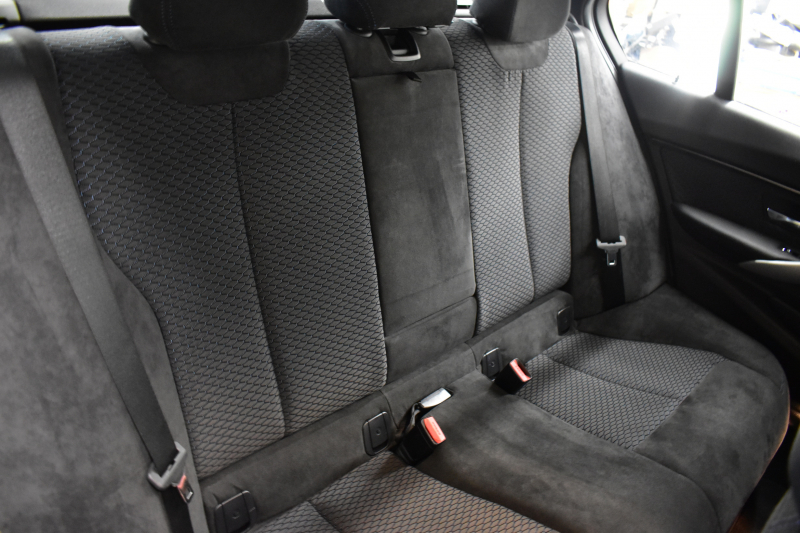 BMW 3シリーズ 320i Mｽﾎﾟｰﾂ LCI後期 8A型(B48B20A)ｴﾝｼﾞﾝ 追従ACC LEDﾍｯﾄﾞﾗｲﾄ&ﾃｰﾙ 車線逸脱&歩行者警告 衝突軽減ﾌﾞﾚｰｷ ﾀｯﾁﾊﾟｯﾄﾞ式iﾄﾞﾗｲﾌﾞHDDﾅﾋﾞ ｱﾙｶﾝﾀｰﾗ電動ｽﾎﾟｰﾂｼｰﾄ 18AW ﾘｱPDC Bｶﾒﾗ ﾊﾟﾄﾞﾙ ｽﾏｰﾄｷｰ 2年保証