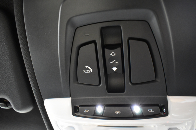 BMW X1 Xdrive25i Xﾗｲﾝ 4WD ﾊﾟﾉﾗﾏSR ﾊｲﾗｲﾝ&ｺﾝﾌｫｰﾄP 追従ACC ﾋｰﾀｰ付電動白革 ﾀｯﾁﾊﾟｯﾄﾞﾅﾋﾞBｶﾒﾗ Pｱｼｽﾄ前後PDC 衝突軽減B 車線逸脱&歩行者警告 電動Rｹﾞｰﾄ ｳｯﾄﾞｲﾝﾃﾘｱ ﾄﾞﾗﾊﾟﾌｫ 19AW 2年保証