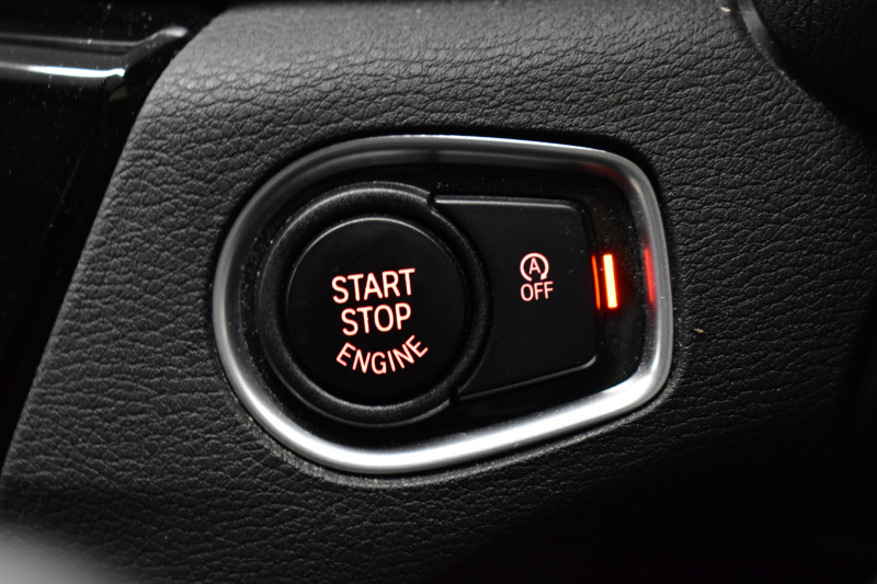 BMW X1 Xdrive25i Xﾗｲﾝ 4WD ﾊﾟﾉﾗﾏSR ﾊｲﾗｲﾝ&ｺﾝﾌｫｰﾄP 追従ACC ﾋｰﾀｰ付電動白革 ﾀｯﾁﾊﾟｯﾄﾞﾅﾋﾞBｶﾒﾗ Pｱｼｽﾄ前後PDC 衝突軽減B 車線逸脱&歩行者警告 電動Rｹﾞｰﾄ ｳｯﾄﾞｲﾝﾃﾘｱ ﾄﾞﾗﾊﾟﾌｫ 19AW 2年保証