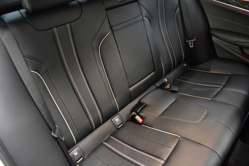 BMW 5シリーズ 523i Mｽﾎﾟｰﾂ ﾊｲﾗｲﾝP 全席ﾋｰﾀｰ付黒革 LEDﾍｯﾄﾞﾗｲﾄ 追従ACC 車線変更&逸脱警告 衝突軽減B ﾀｯﾁﾊﾟﾈﾙ対応iﾄﾞﾗｲﾌﾞHDDﾅﾋﾞﾌﾙｾｸﾞ 全周囲ｶﾒﾗ3Dﾋﾞｭｰ Bｶﾒﾗ 液晶ﾒｰﾀｰﾊﾟﾈﾙ 電動ﾄﾗﾝｸ 19AW 2年保証