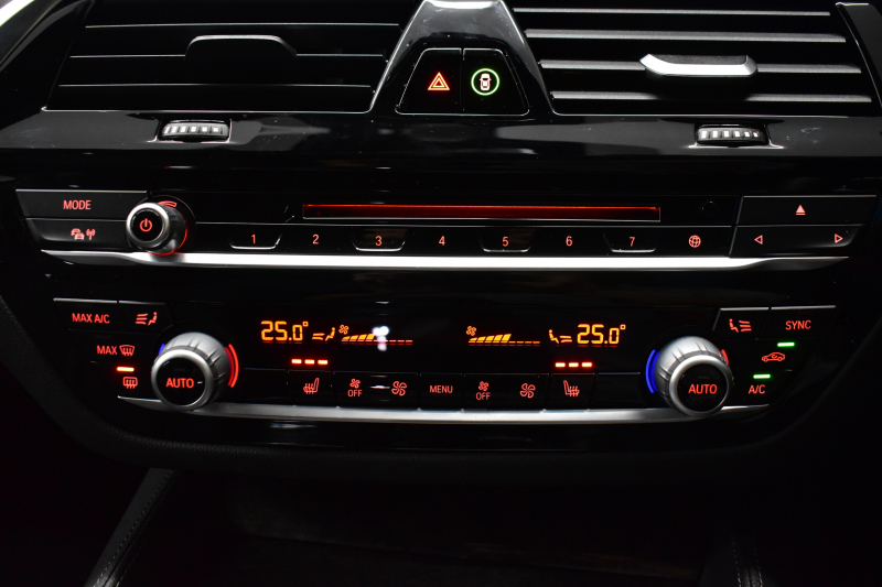 BMW 5シリーズ 523i Mｽﾎﾟｰﾂ ﾊｲﾗｲﾝP 全席ﾋｰﾀｰ付黒革 LEDﾍｯﾄﾞﾗｲﾄ 追従ACC 車線変更&逸脱警告 衝突軽減B ﾀｯﾁﾊﾟﾈﾙ対応iﾄﾞﾗｲﾌﾞHDDﾅﾋﾞﾌﾙｾｸﾞ 全周囲ｶﾒﾗ3Dﾋﾞｭｰ Bｶﾒﾗ 液晶ﾒｰﾀｰﾊﾟﾈﾙ 電動ﾄﾗﾝｸ 19AW 2年保証