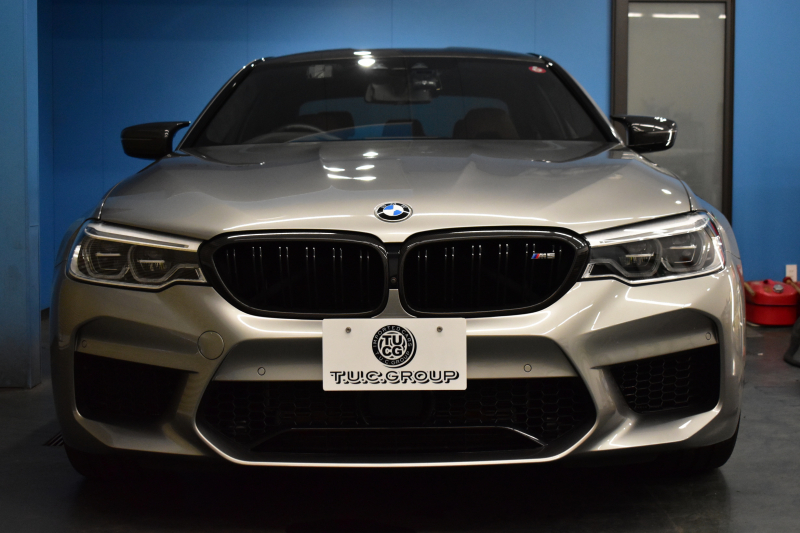 BMW Mシリーズ M5 V8ﾂｲﾝﾀｰﾎﾞ600馬力 MxDrive（4WD//2WD切替可）1ｵｰﾅｰ ｺﾝﾌｫｰﾄP  全席ﾋｰﾀｰ&前席ﾍﾞﾝﾁﾚｰｼｮﾝ&ﾏｯｻｰｼﾞ付ﾌﾞﾗｳﾝ&ﾌﾞﾗｯｸﾚｻﾞｰ ｽﾃｱﾘﾝｸﾞﾋｰﾀｰ ｱﾝﾋﾞｴﾝﾄｴｱP ﾀﾞｰｸｶｰﾎﾞﾝｲﾝﾃﾘｱ 追従ACC LCW LEDﾍｯﾄﾞﾗｲﾄ HUD 液晶ﾒｰﾀｰ 3Dﾋﾞｭｰ 20AW 2年保証