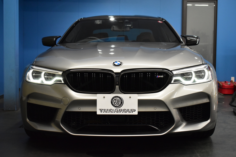 BMW Mシリーズ M5 V8ﾂｲﾝﾀｰﾎﾞ600馬力 MxDrive（4WD//2WD切替可）1ｵｰﾅｰ ｺﾝﾌｫｰﾄP  全席ﾋｰﾀｰ&前席ﾍﾞﾝﾁﾚｰｼｮﾝ&ﾏｯｻｰｼﾞ付ﾌﾞﾗｳﾝ&ﾌﾞﾗｯｸﾚｻﾞｰ ｽﾃｱﾘﾝｸﾞﾋｰﾀｰ ｱﾝﾋﾞｴﾝﾄｴｱP ﾀﾞｰｸｶｰﾎﾞﾝｲﾝﾃﾘｱ 追従ACC LCW LEDﾍｯﾄﾞﾗｲﾄ HUD 液晶ﾒｰﾀｰ 3Dﾋﾞｭｰ 20AW 2年保証
