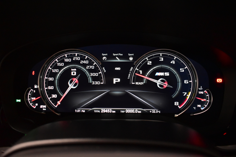 BMW Mシリーズ M5 V8ﾂｲﾝﾀｰﾎﾞ600馬力 MxDrive（4WD//2WD切替可）1ｵｰﾅｰ ｺﾝﾌｫｰﾄP  全席ﾋｰﾀｰ&前席ﾍﾞﾝﾁﾚｰｼｮﾝ&ﾏｯｻｰｼﾞ付ﾌﾞﾗｳﾝ&ﾌﾞﾗｯｸﾚｻﾞｰ ｽﾃｱﾘﾝｸﾞﾋｰﾀｰ ｱﾝﾋﾞｴﾝﾄｴｱP ﾀﾞｰｸｶｰﾎﾞﾝｲﾝﾃﾘｱ 追従ACC LCW LEDﾍｯﾄﾞﾗｲﾄ HUD 液晶ﾒｰﾀｰ 3Dﾋﾞｭｰ 20AW 2年保証