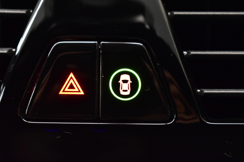 BMW Mシリーズ M5 V8ﾂｲﾝﾀｰﾎﾞ600馬力 MxDrive（4WD//2WD切替可）1ｵｰﾅｰ ｺﾝﾌｫｰﾄP  全席ﾋｰﾀｰ&前席ﾍﾞﾝﾁﾚｰｼｮﾝ&ﾏｯｻｰｼﾞ付ﾌﾞﾗｳﾝ&ﾌﾞﾗｯｸﾚｻﾞｰ ｽﾃｱﾘﾝｸﾞﾋｰﾀｰ ｱﾝﾋﾞｴﾝﾄｴｱP ﾀﾞｰｸｶｰﾎﾞﾝｲﾝﾃﾘｱ 追従ACC LCW LEDﾍｯﾄﾞﾗｲﾄ HUD 液晶ﾒｰﾀｰ 3Dﾋﾞｭｰ 20AW 2年保証