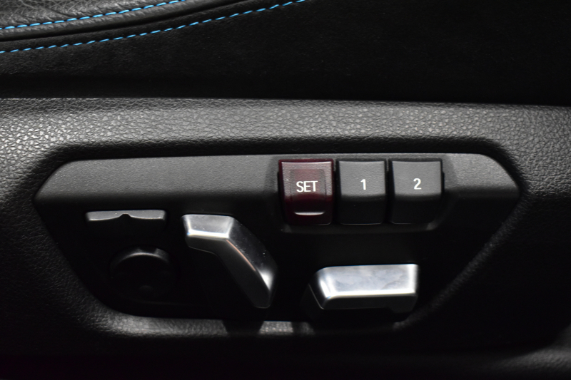 BMW Mシリーズ M2 ｺﾝﾍﾟﾃｨｼｮﾝ MDCT 7速DCT LCI後期 ｺﾝﾍﾟﾃｨｼｮﾝ専用410馬力ｴﾝｼﾞﾝ ﾍｷｻｺﾞﾅﾙLEDﾍｯﾄﾞﾗｲﾄ&ﾃｰﾙ ﾋｰﾀｰ付黒革 ﾀｯﾁﾊﾟﾈﾙHDDﾅﾋﾞBｶﾒﾗ 19AW ﾊｰﾏﾝｶｰﾄﾞﾝ 車線逸脱&歩行者警告 衝突軽減ﾌﾞﾚｰｷ ｶｰﾎﾞﾝｲﾝﾃﾘｱ Mｼｰﾄﾍﾞﾙﾄ 2年保証