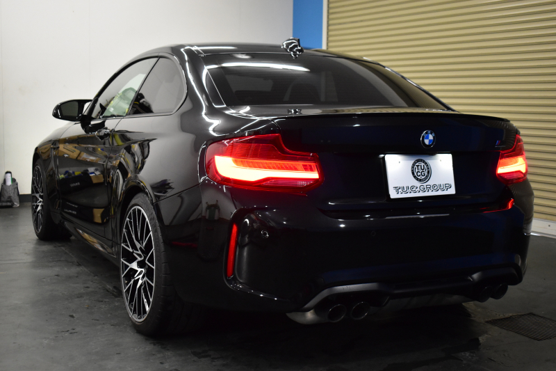 BMW Mシリーズ M2 ｺﾝﾍﾟﾃｨｼｮﾝ MDCT 7速DCT LCI後期 ｺﾝﾍﾟﾃｨｼｮﾝ専用410馬力ｴﾝｼﾞﾝ ﾍｷｻｺﾞﾅﾙLEDﾍｯﾄﾞﾗｲﾄ&ﾃｰﾙ ﾋｰﾀｰ付黒革 ﾀｯﾁﾊﾟﾈﾙHDDﾅﾋﾞBｶﾒﾗ 19AW ﾊｰﾏﾝｶｰﾄﾞﾝ 車線逸脱&歩行者警告 衝突軽減ﾌﾞﾚｰｷ ｶｰﾎﾞﾝｲﾝﾃﾘｱ Mｼｰﾄﾍﾞﾙﾄ 2年保証