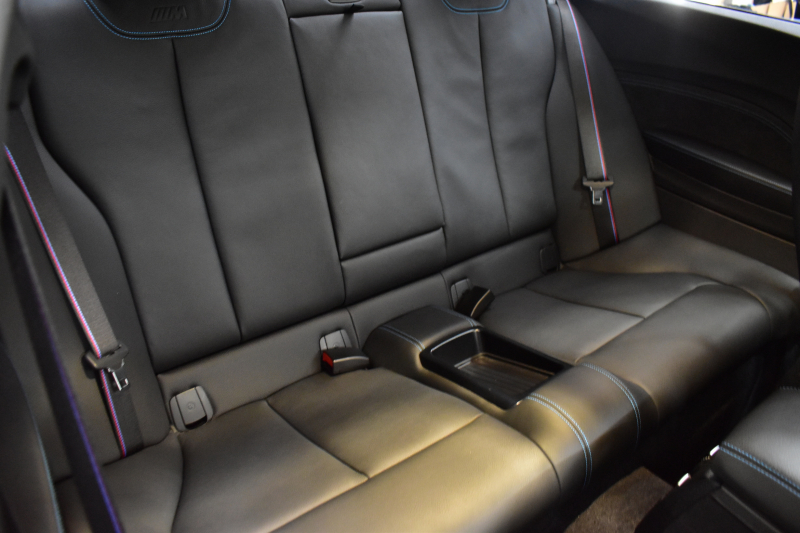 BMW Mシリーズ M2 ｺﾝﾍﾟﾃｨｼｮﾝ MDCT 7速DCT LCI後期 ｺﾝﾍﾟﾃｨｼｮﾝ専用410馬力ｴﾝｼﾞﾝ ﾍｷｻｺﾞﾅﾙLEDﾍｯﾄﾞﾗｲﾄ&ﾃｰﾙ ﾋｰﾀｰ付黒革 ﾀｯﾁﾊﾟﾈﾙHDDﾅﾋﾞBｶﾒﾗ 19AW ﾊｰﾏﾝｶｰﾄﾞﾝ 車線逸脱&歩行者警告 衝突軽減ﾌﾞﾚｰｷ ｶｰﾎﾞﾝｲﾝﾃﾘｱ Mｼｰﾄﾍﾞﾙﾄ 2年保証