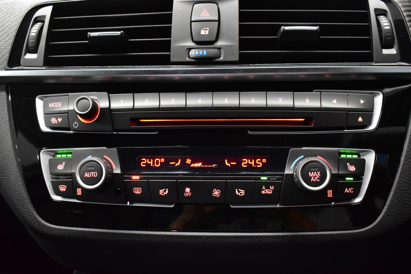 BMW Mシリーズ M2 ｺﾝﾍﾟﾃｨｼｮﾝ MDCT 7速DCT LCI後期 ｺﾝﾍﾟﾃｨｼｮﾝ専用410馬力ｴﾝｼﾞﾝ ﾍｷｻｺﾞﾅﾙLEDﾍｯﾄﾞﾗｲﾄ&ﾃｰﾙ ﾋｰﾀｰ付黒革 ﾀｯﾁﾊﾟﾈﾙHDDﾅﾋﾞBｶﾒﾗ 19AW ﾊｰﾏﾝｶｰﾄﾞﾝ 車線逸脱&歩行者警告 衝突軽減ﾌﾞﾚｰｷ ｶｰﾎﾞﾝｲﾝﾃﾘｱ Mｼｰﾄﾍﾞﾙﾄ 2年保証