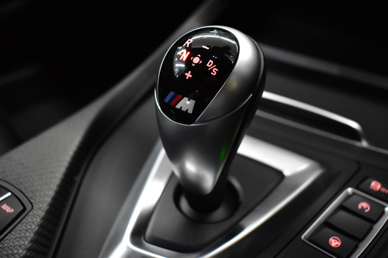 BMW Mシリーズ M2 ｺﾝﾍﾟﾃｨｼｮﾝ MDCT 7速DCT LCI後期 ｺﾝﾍﾟﾃｨｼｮﾝ専用410馬力ｴﾝｼﾞﾝ ﾍｷｻｺﾞﾅﾙLEDﾍｯﾄﾞﾗｲﾄ&ﾃｰﾙ ﾋｰﾀｰ付黒革 ﾀｯﾁﾊﾟﾈﾙHDDﾅﾋﾞBｶﾒﾗ 19AW ﾊｰﾏﾝｶｰﾄﾞﾝ 車線逸脱&歩行者警告 衝突軽減ﾌﾞﾚｰｷ ｶｰﾎﾞﾝｲﾝﾃﾘｱ Mｼｰﾄﾍﾞﾙﾄ 2年保証