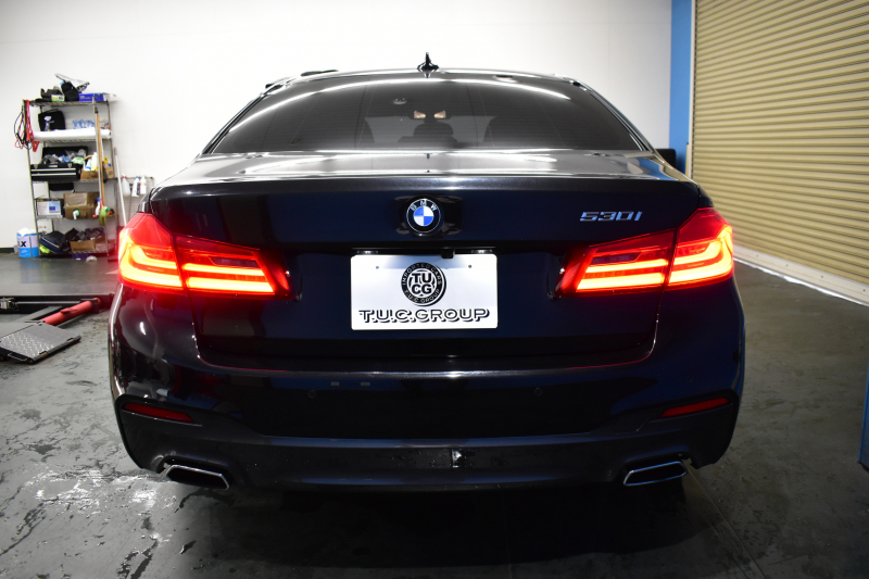 BMW 5シリーズ 530i Mｽﾎﾟｰﾂ 高出力ﾓﾃﾞﾙ ｲﾉﾍﾞｰｼｮﾝ&ｺﾝﾌｫｰﾄ&ﾊｲﾗｲﾝP 全席ﾋｰﾀｰ付黒革 前席ﾏｯｻｰｼﾞ&ﾍﾞﾝﾁﾚｰﾀｰ ｿﾌﾄｸﾛｰｽﾞﾄﾞｱ HUD LEDﾍｯﾄﾞﾗｲﾄ ACC LCW 液晶ﾒｰﾀｰ ﾀｯﾁﾊﾟﾈﾙ対応iﾄﾞﾗｲﾌﾞHDDﾅﾋﾞﾌﾙｾｸﾞ ｼﾞｪｽﾁｬｰ 3Dﾋﾞｭｰ 電動ﾄﾗﾝｸ ﾘﾓｰﾄP 2年保証