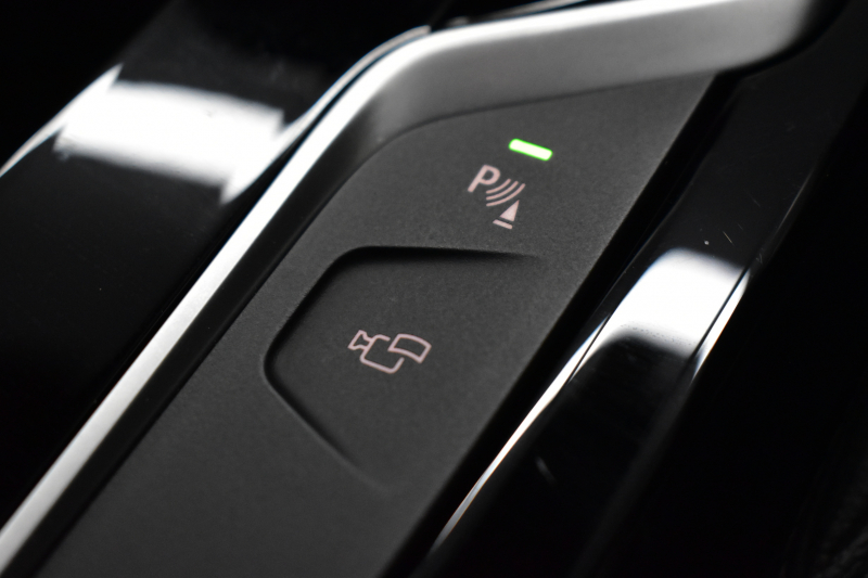 BMW 5シリーズ 530i Mｽﾎﾟｰﾂ 高出力ﾓﾃﾞﾙ ｲﾉﾍﾞｰｼｮﾝ&ｺﾝﾌｫｰﾄ&ﾊｲﾗｲﾝP 全席ﾋｰﾀｰ付黒革 前席ﾏｯｻｰｼﾞ&ﾍﾞﾝﾁﾚｰﾀｰ ｿﾌﾄｸﾛｰｽﾞﾄﾞｱ HUD LEDﾍｯﾄﾞﾗｲﾄ ACC LCW 液晶ﾒｰﾀｰ ﾀｯﾁﾊﾟﾈﾙ対応iﾄﾞﾗｲﾌﾞHDDﾅﾋﾞﾌﾙｾｸﾞ ｼﾞｪｽﾁｬｰ 3Dﾋﾞｭｰ 電動ﾄﾗﾝｸ ﾘﾓｰﾄP 2年保証