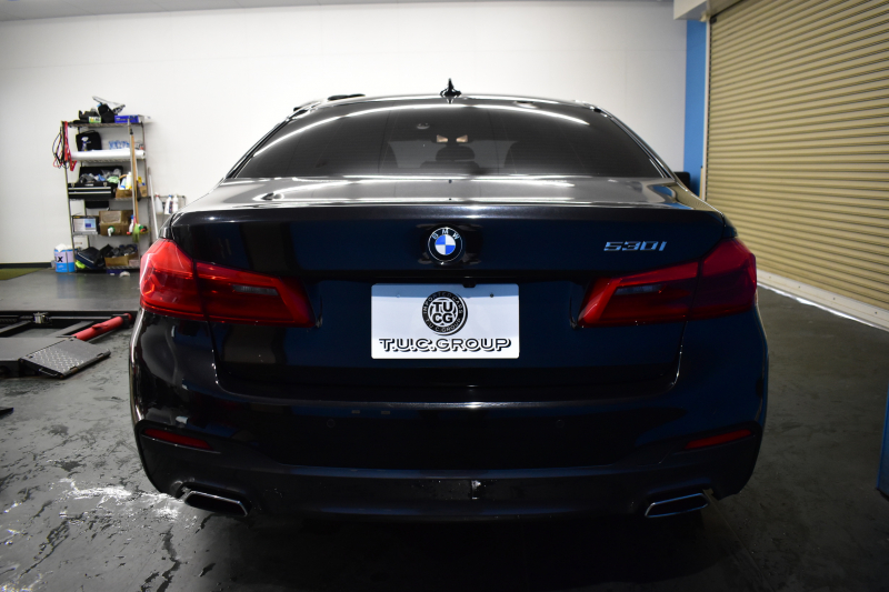 BMW 5シリーズ 530i Mｽﾎﾟｰﾂ 高出力ﾓﾃﾞﾙ ｲﾉﾍﾞｰｼｮﾝ&ｺﾝﾌｫｰﾄ&ﾊｲﾗｲﾝP 全席ﾋｰﾀｰ付黒革 前席ﾏｯｻｰｼﾞ&ﾍﾞﾝﾁﾚｰﾀｰ ｿﾌﾄｸﾛｰｽﾞﾄﾞｱ HUD LEDﾍｯﾄﾞﾗｲﾄ ACC LCW 液晶ﾒｰﾀｰ ﾀｯﾁﾊﾟﾈﾙ対応iﾄﾞﾗｲﾌﾞHDDﾅﾋﾞﾌﾙｾｸﾞ ｼﾞｪｽﾁｬｰ 3Dﾋﾞｭｰ 電動ﾄﾗﾝｸ ﾘﾓｰﾄP 2年保証