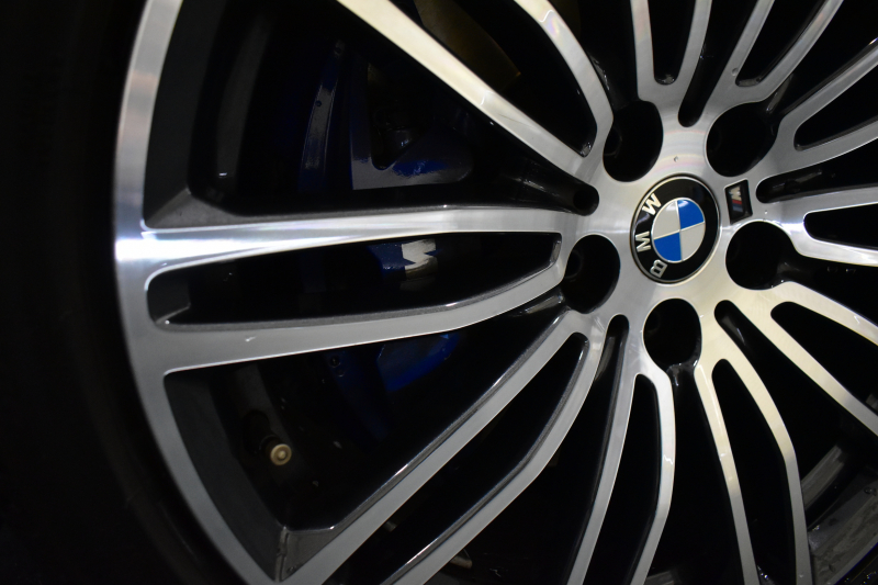 BMW 5シリーズ 530i Mｽﾎﾟｰﾂ 高出力ﾓﾃﾞﾙ ｲﾉﾍﾞｰｼｮﾝ&ｺﾝﾌｫｰﾄ&ﾊｲﾗｲﾝP 全席ﾋｰﾀｰ付黒革 前席ﾏｯｻｰｼﾞ&ﾍﾞﾝﾁﾚｰﾀｰ ｿﾌﾄｸﾛｰｽﾞﾄﾞｱ HUD LEDﾍｯﾄﾞﾗｲﾄ ACC LCW 液晶ﾒｰﾀｰ ﾀｯﾁﾊﾟﾈﾙ対応iﾄﾞﾗｲﾌﾞHDDﾅﾋﾞﾌﾙｾｸﾞ ｼﾞｪｽﾁｬｰ 3Dﾋﾞｭｰ 電動ﾄﾗﾝｸ ﾘﾓｰﾄP 2年保証