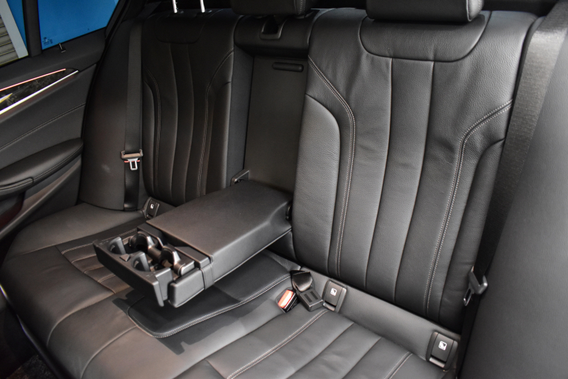 BMW 5シリーズ 530i Mｽﾎﾟｰﾂ 高出力ﾓﾃﾞﾙ ｲﾉﾍﾞｰｼｮﾝ&ｺﾝﾌｫｰﾄ&ﾊｲﾗｲﾝP 全席ﾋｰﾀｰ付黒革 前席ﾏｯｻｰｼﾞ&ﾍﾞﾝﾁﾚｰﾀｰ ｿﾌﾄｸﾛｰｽﾞﾄﾞｱ HUD LEDﾍｯﾄﾞﾗｲﾄ ACC LCW 液晶ﾒｰﾀｰ ﾀｯﾁﾊﾟﾈﾙ対応iﾄﾞﾗｲﾌﾞHDDﾅﾋﾞﾌﾙｾｸﾞ ｼﾞｪｽﾁｬｰ 3Dﾋﾞｭｰ 電動ﾄﾗﾝｸ ﾘﾓｰﾄP 2年保証