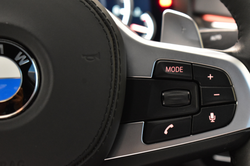 BMW 5シリーズ 530i Mｽﾎﾟｰﾂ 高出力ﾓﾃﾞﾙ ｲﾉﾍﾞｰｼｮﾝ&ｺﾝﾌｫｰﾄ&ﾊｲﾗｲﾝP 全席ﾋｰﾀｰ付黒革 前席ﾏｯｻｰｼﾞ&ﾍﾞﾝﾁﾚｰﾀｰ ｿﾌﾄｸﾛｰｽﾞﾄﾞｱ HUD LEDﾍｯﾄﾞﾗｲﾄ ACC LCW 液晶ﾒｰﾀｰ ﾀｯﾁﾊﾟﾈﾙ対応iﾄﾞﾗｲﾌﾞHDDﾅﾋﾞﾌﾙｾｸﾞ ｼﾞｪｽﾁｬｰ 3Dﾋﾞｭｰ 電動ﾄﾗﾝｸ ﾘﾓｰﾄP 2年保証